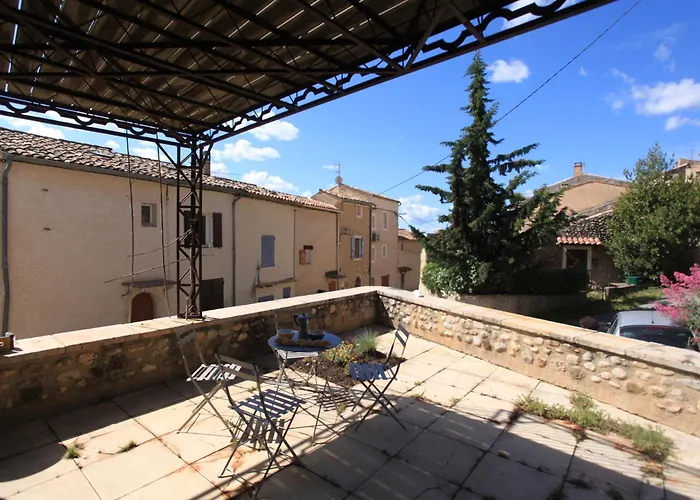 Appartement Avec Grande Terrasse Privative En Parc Regional Du Verdon