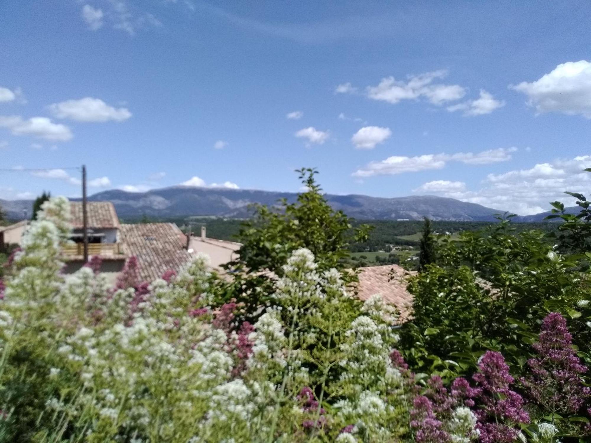 Avec Grande Terrasse Privative En Parc Regional Du Verdon Apartment Puimoisson