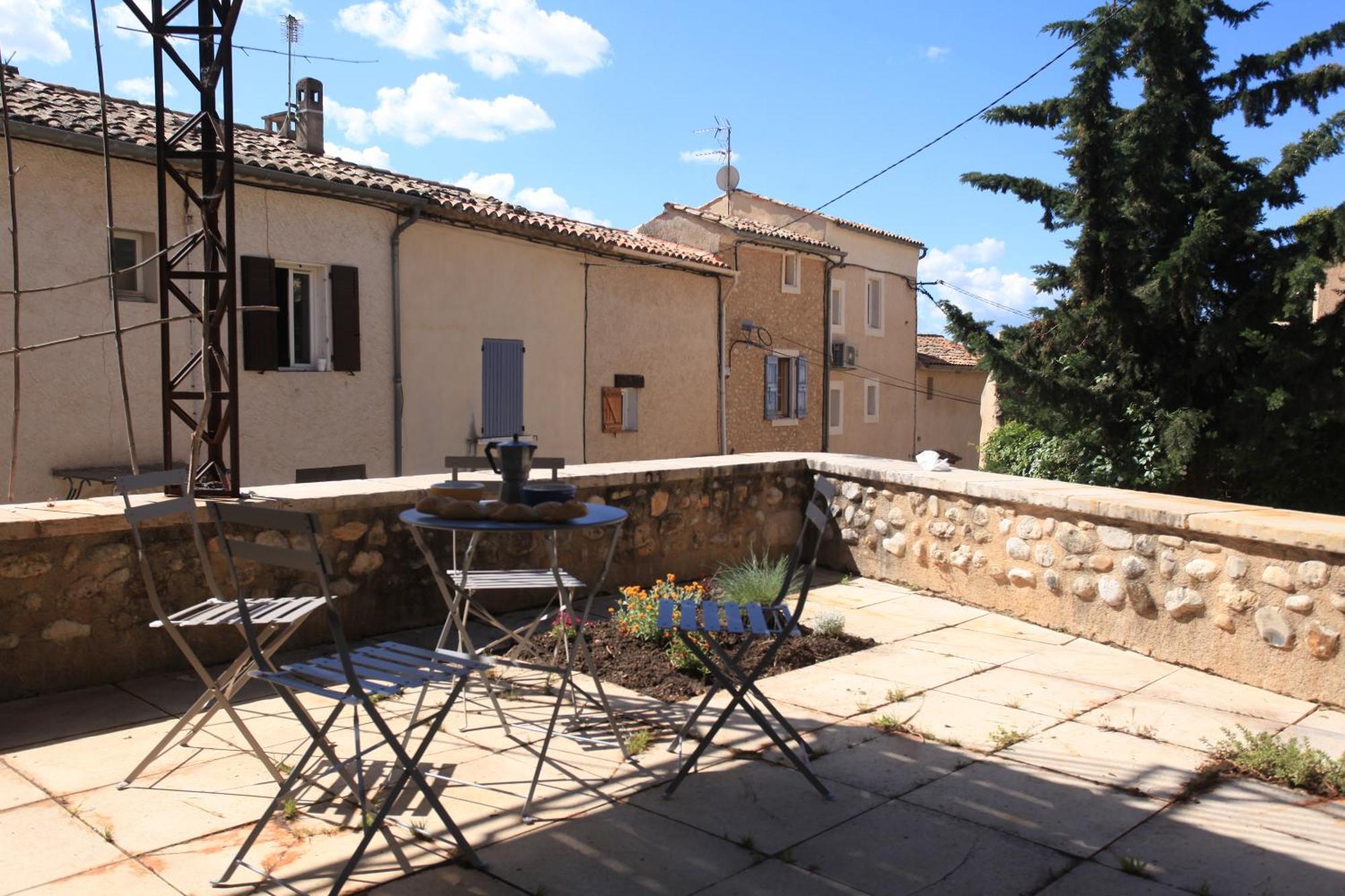 Avec Grande Terrasse Privative En Parc Regional Du Verdon Apartment